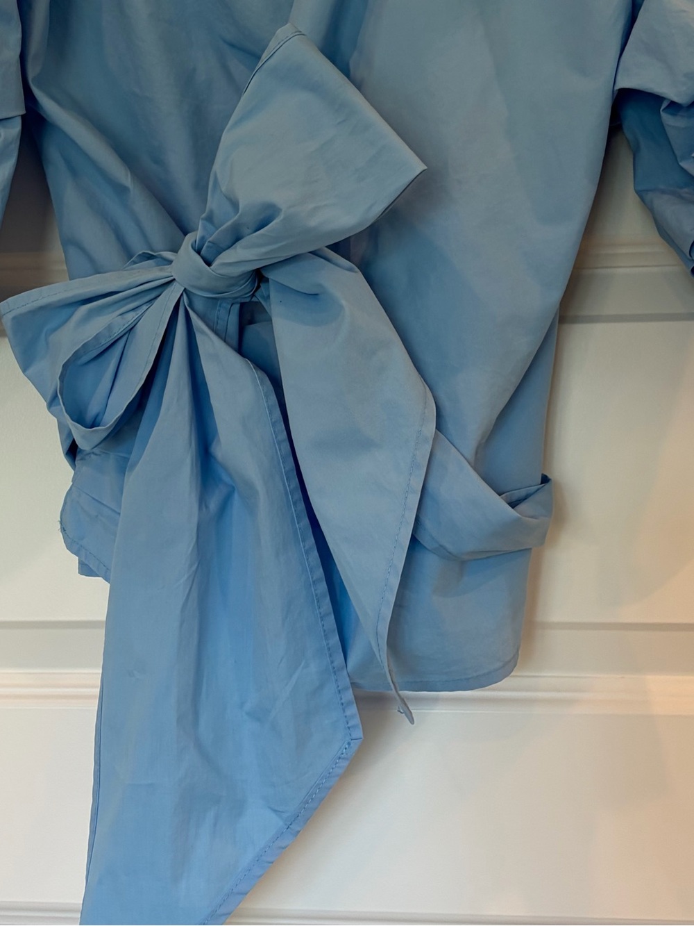 Aomei Stunning Light Blue Wrap Blouse with Tie Waist and Balloon Sleeves, Medium - Picture 3 of 7